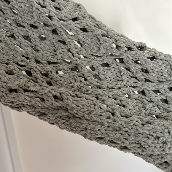 🌙Moon&Madison NWT Crochet Open Stitch Sweater🌙 - Picture 4 of 10